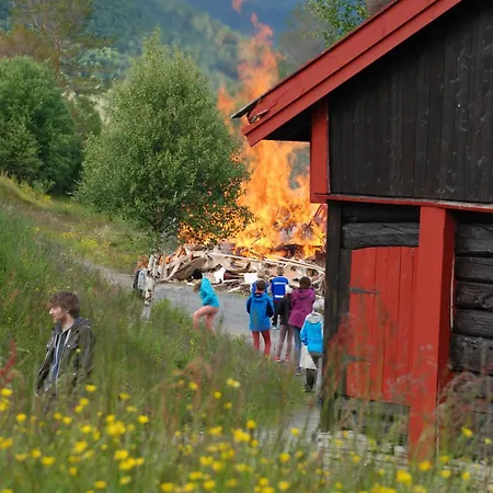 Eventyrlige Skaret * Årøy